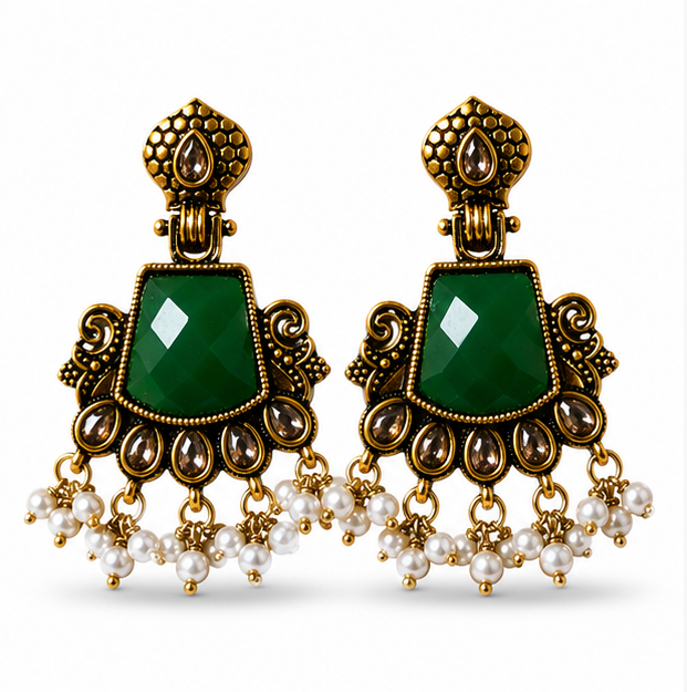 Antique Gold Emerald Green Stone Chandbali with Kundan & Pearl Drops